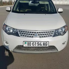 Mitsubishi Outlander 2008