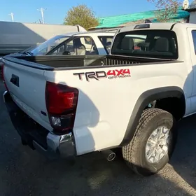 Toyota Tacoma 2019