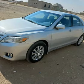 Toyota Camry 2010