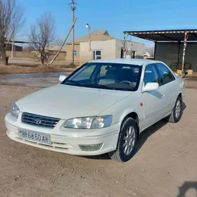 Toyota Camry 1997