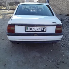 Opel Vectra 1989