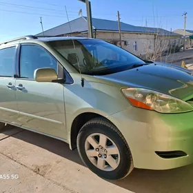 Toyota Sienna 2008