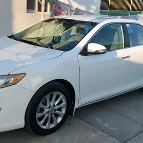 Toyota Camry 2012