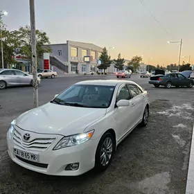 Toyota Camry 2011