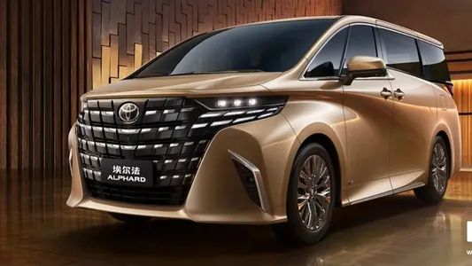 Toyota представила «позолоченную» версию минивэна Alphard с расходом 6,3 л на 100 км