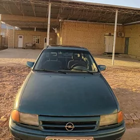 Opel Astra 1993