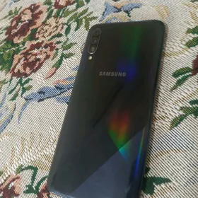 Samsung A30s