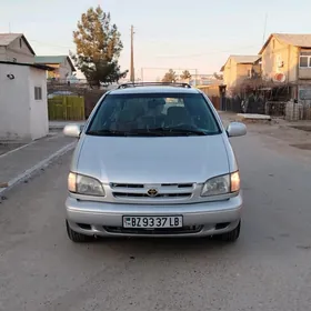 Toyota Sienna 2000