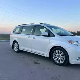 Toyota Sienna 2014