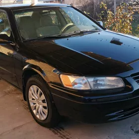 Toyota Camry 1999