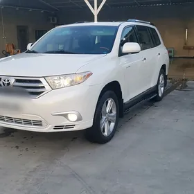 Toyota Highlander 2011