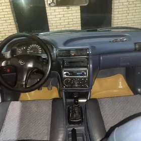 Opel Vectra 1992