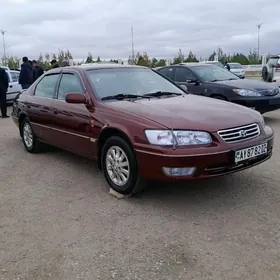 Toyota Camry 2000