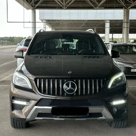 Mercedes-Benz ML350 2013