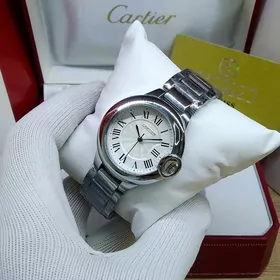 Cartier sagat часы