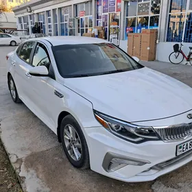 Kia Optima 2019