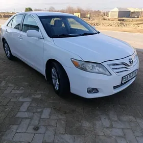 Toyota Camry 2010