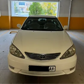 Toyota Camry 2004