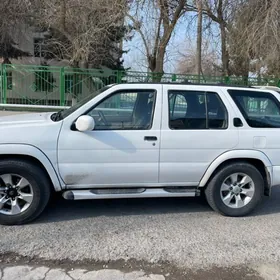 Nissan Pathfinder 2003