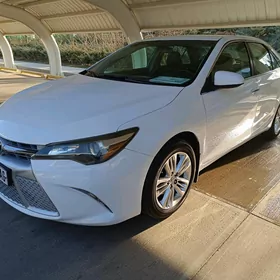 Toyota Camry 2016