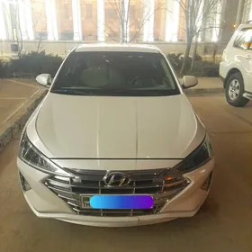 Hyundai Elantra 2019