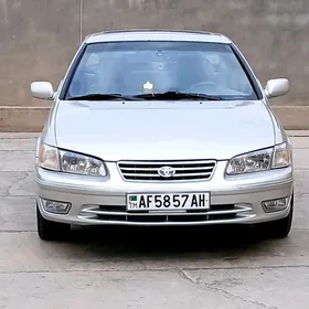 Toyota Camry 1998