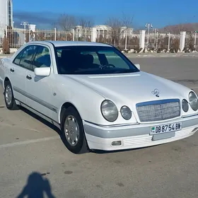 Mercedes-Benz E320 1998