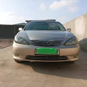 Toyota Camry 2003