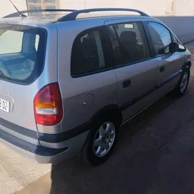 Opel Zafira 2002