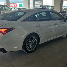 Toyota Avalon 2019