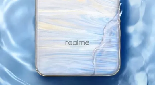 Realme hameleon smartfony çykardy: 14 Pro+ temperatura baglylykda reňkini üýtgedýär