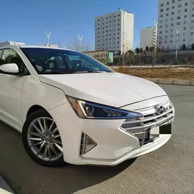 Hyundai Elantra 2020