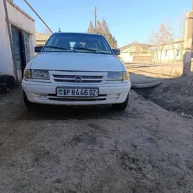 Opel Astra 1992