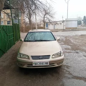 Toyota Camry 1998