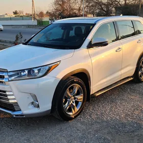 Toyota Highlander 2019