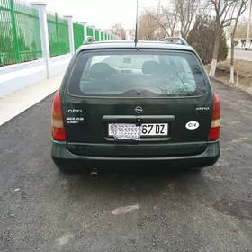 Opel Astra 2002