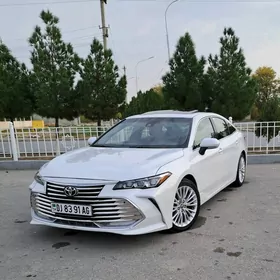 Toyota Avalon 2019