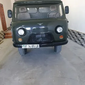 UAZ 469 1986