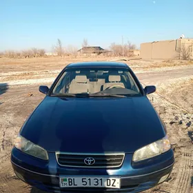 Toyota Camry 1998