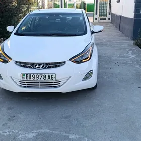 Hyundai Elantra 2011