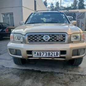 Nissan Pathfinder 1997