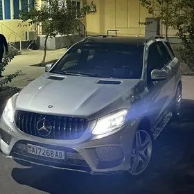 Mercedes-Benz GLE-Class 2018