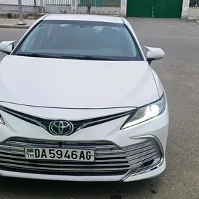 Toyota Camry 2018