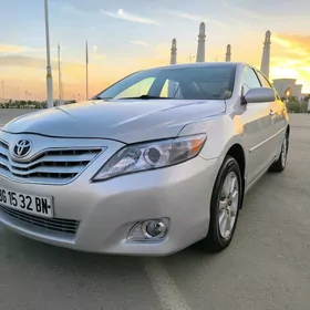 Toyota Camry 2011