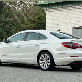 Volkswagen CC 2010