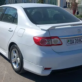 Toyota Corolla 2011