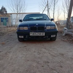 BMW 320 1992