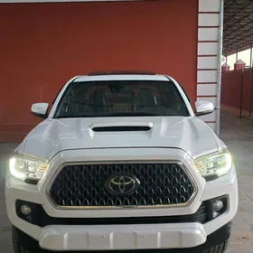 Toyota Tacoma 2019