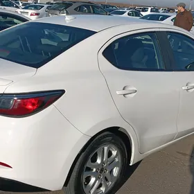 Toyota Yaris 2019