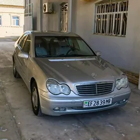 Mercedes-Benz C-Class 2001